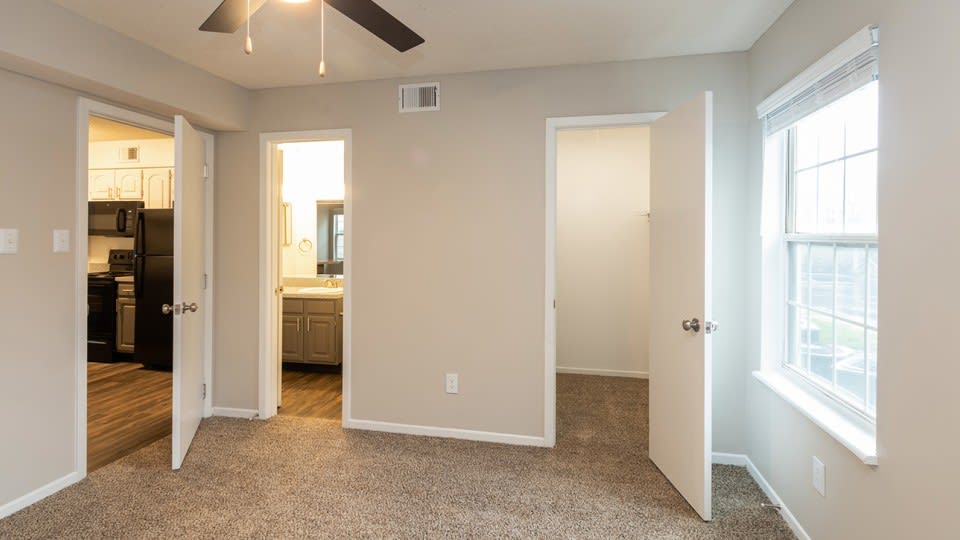 Apartments for Rent in Chesterfield, Missouri ReNew Chesterfield